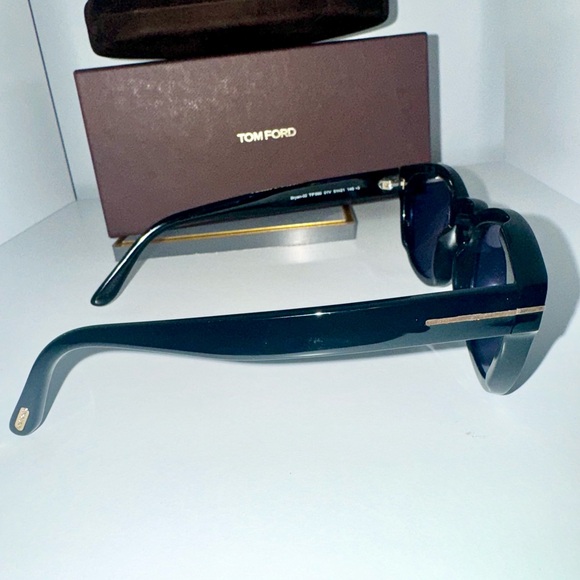 Tom Ford Sunglasses Black Frame Blue Lenses | Authentic w/ Case & Box main image 7